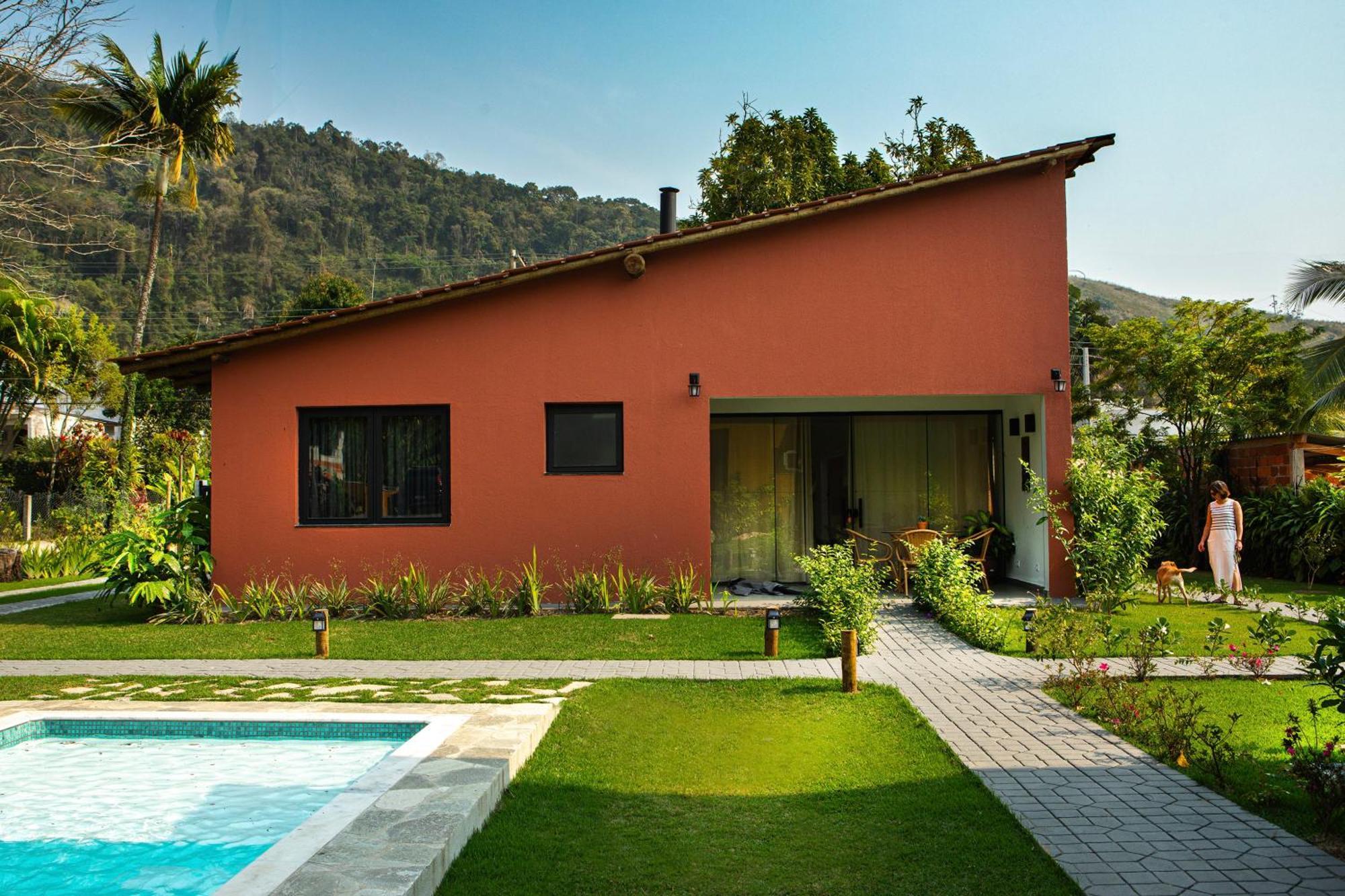 Casas Aconchegantes Com Piscina Na Encantadora Cigarras Sao Sebastiao (Sao Paulo)